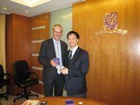 A 3-member delegation led by Prof. Jean-Marc Bonnisseau (left), Vice President for International Relations, Université Paris 1 Panthéon-Sorbonne, France, visited CUHK on 16 September 2013 and met with Prof. Gordon Cheung (right), Associate Pro-Vice-Chancellor.